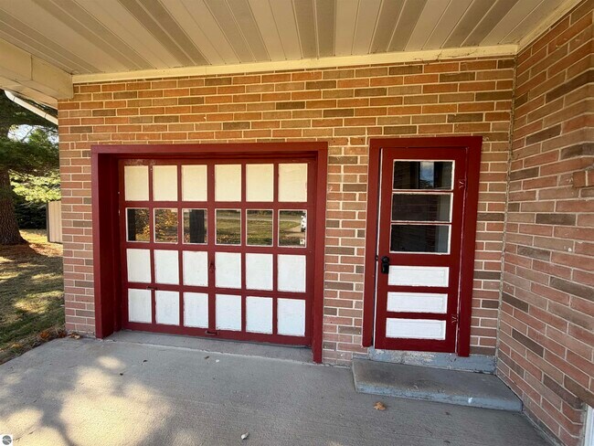 Foto del edificio - 8334 M-113