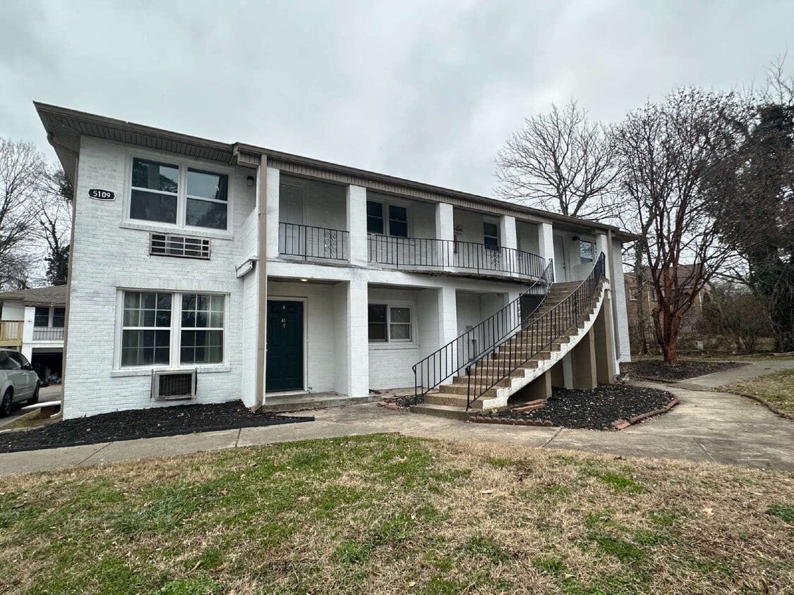 Primary Photo - Fountain City | Renovated Units | Washer/D...