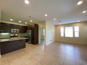Building Photo - 2159 Cosmo Way
