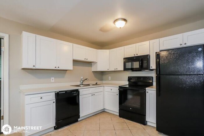 3203 Florida Blvd, Bradenton, FL 34207 - 4