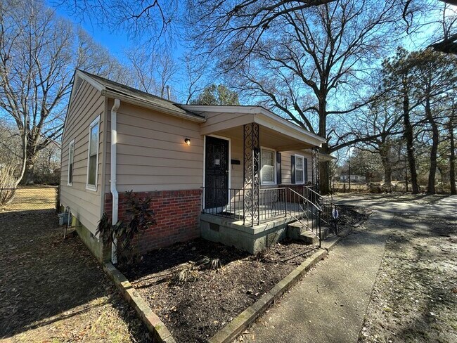 Building Photo - 1588 Wanda St Memphis, TN 38111