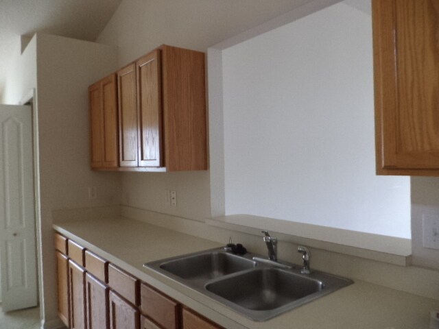 Building Photo - OAKSTEAD - KESWICK VILLAGE