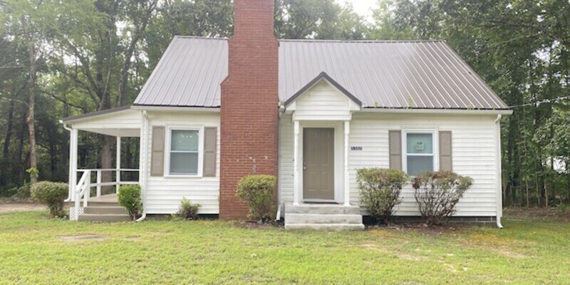 Primary Photo - 3382 Palmer Springs Road