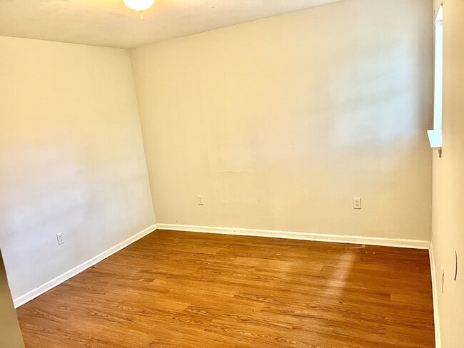Building Photo - 7440 Richey Dr