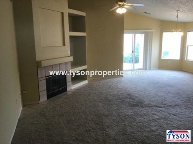 Foto del edificio - 4369 Snow Heights Cir SE