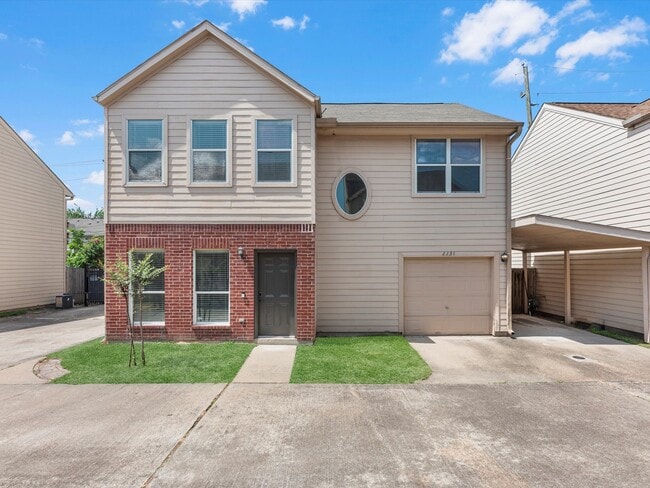 Foto del edificio - 2234 Naomi St