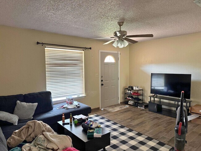Foto del edificio - 4103 Beard Ave