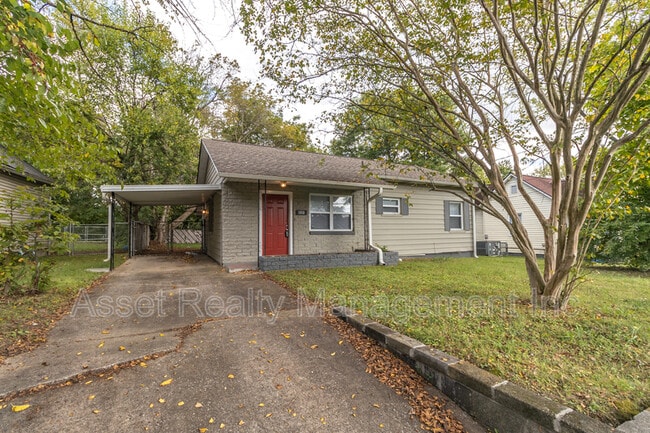 Photo - 2212 Harvey St House