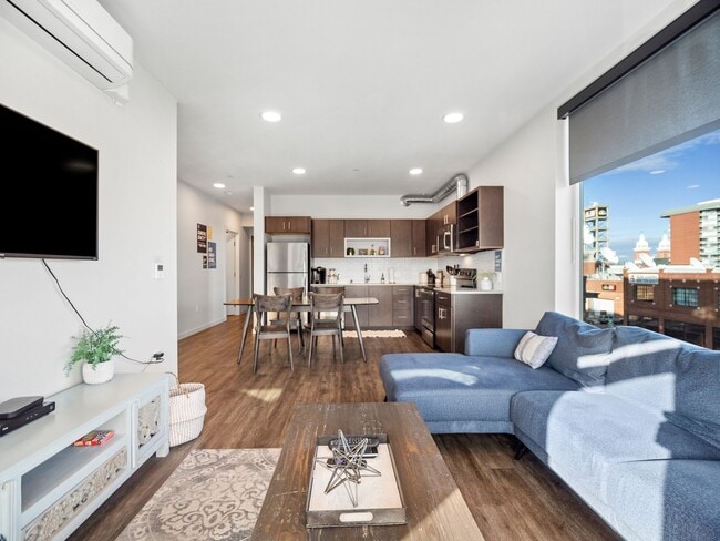 Building Photo - Parkview West Apartments