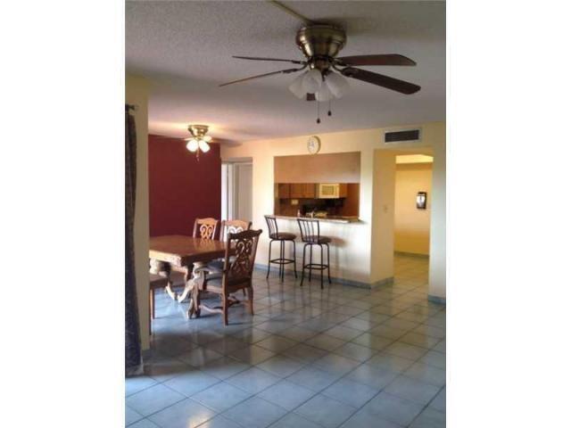 Building Photo - 8933 SW 123rd Ct