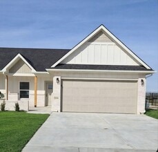 Building Photo - 2110 W Elk Rdg Ave