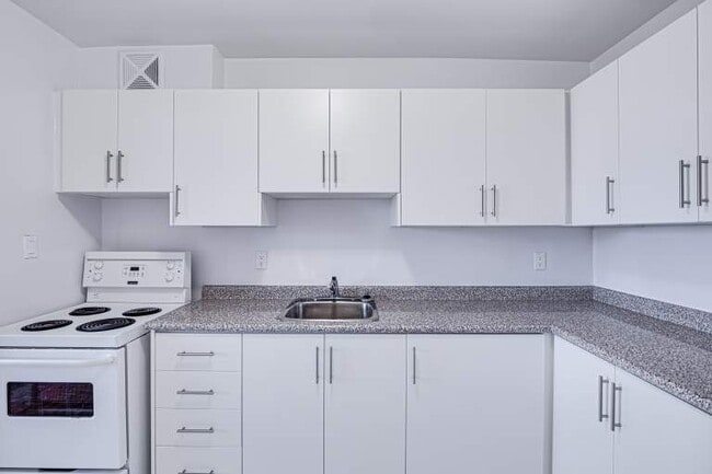 Building Photo - Montgomery Mills