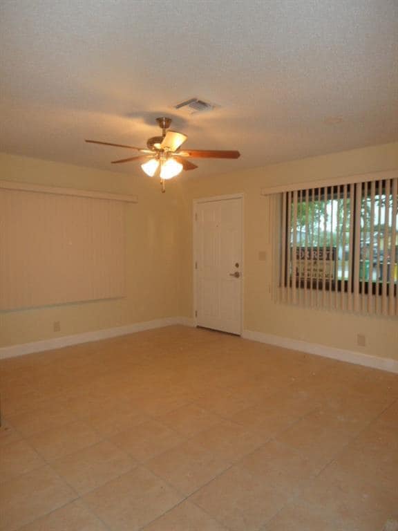 Foto del edificio - 2724 SW 46th St