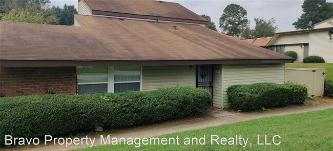 Building Photo - 2 br, 1.5 bath House - 3144 Nectarine Circle