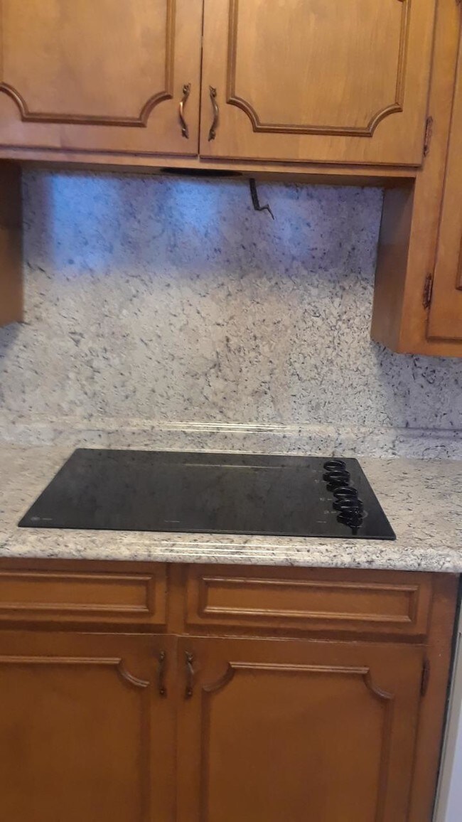 3320 S 82nd E Ave Tulsa, OK 74145 - Alquileres en Tulsa, OK