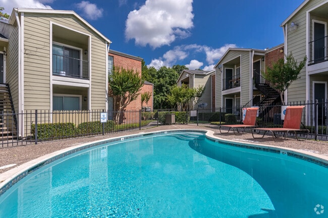 Pool - Woodcreek Village Apartments