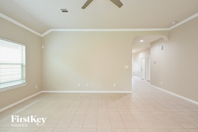 Building Photo - 7215 Foxtail Mdw Ct