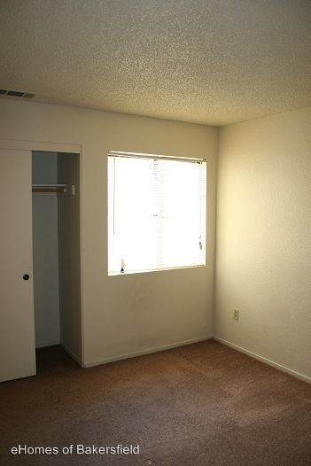 Building Photo - 2805 Villalovos Ct