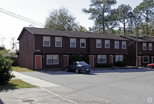 Building Photo - 4900 11th St