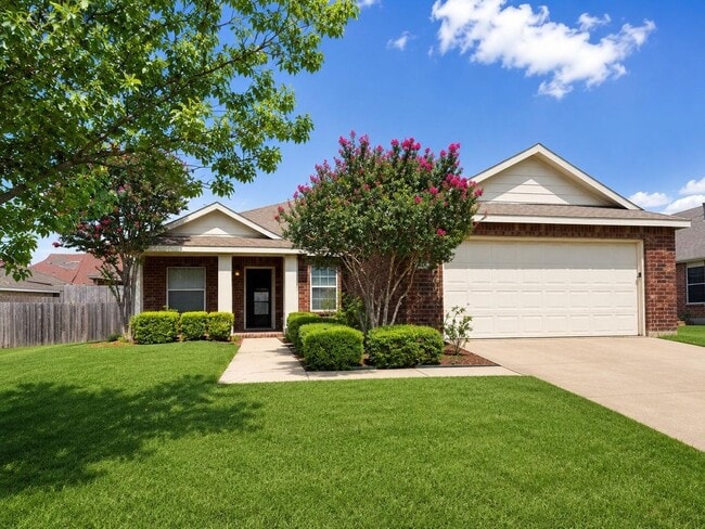 Building Photo - 1406 Millbrook Ln