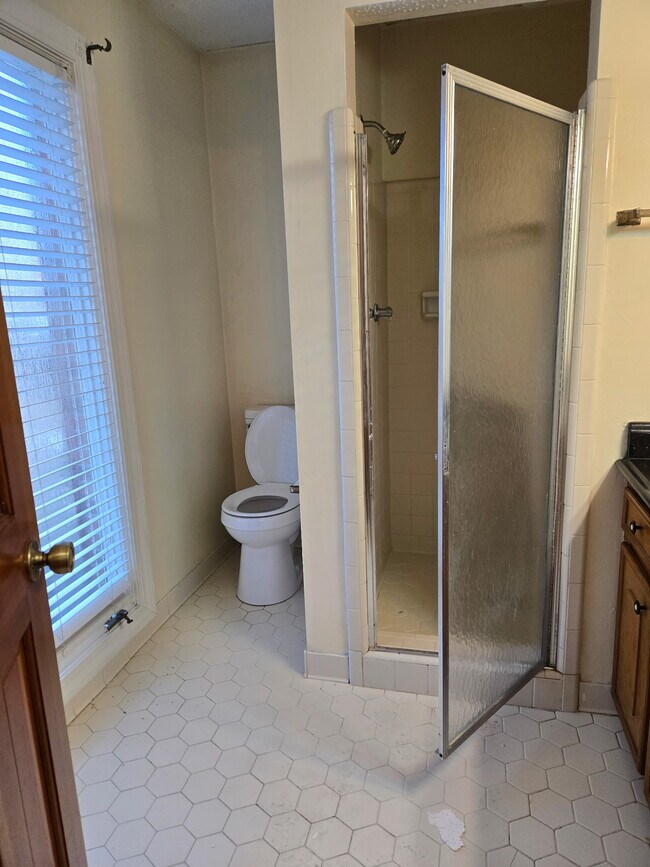 Foto del edificio - 9 Brookspring Cir