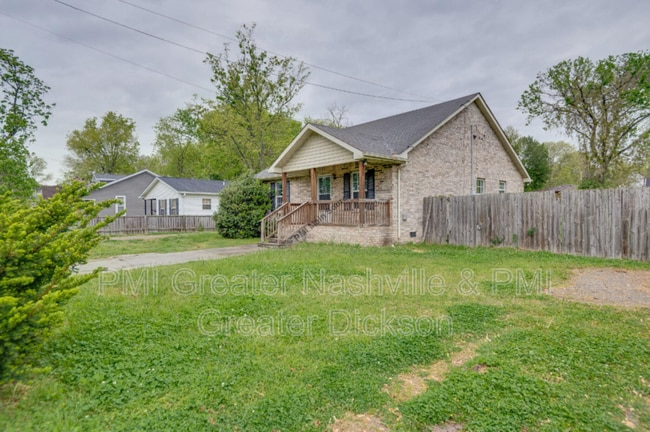 Building Photo - 1718 16th Ave N