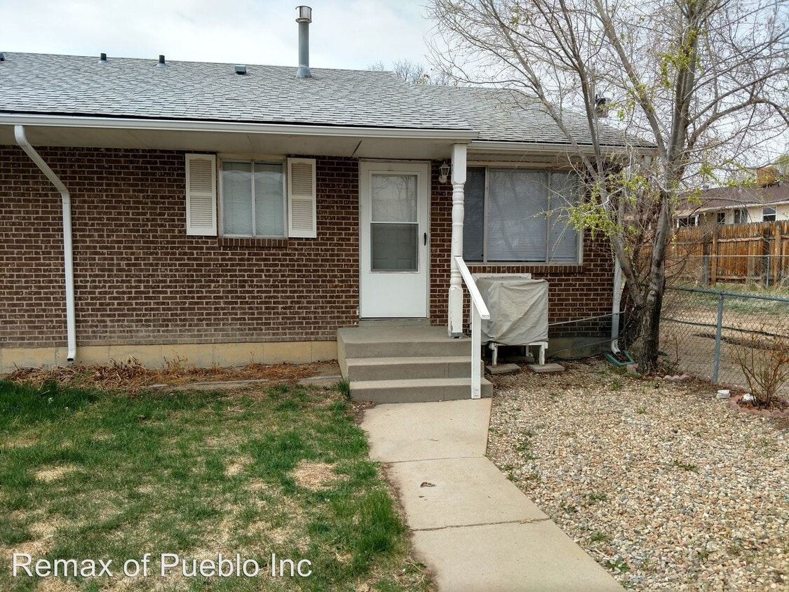 5 Yorkshire Rd, Pueblo, CO 81001 Apartment for Rent in Pueblo, CO