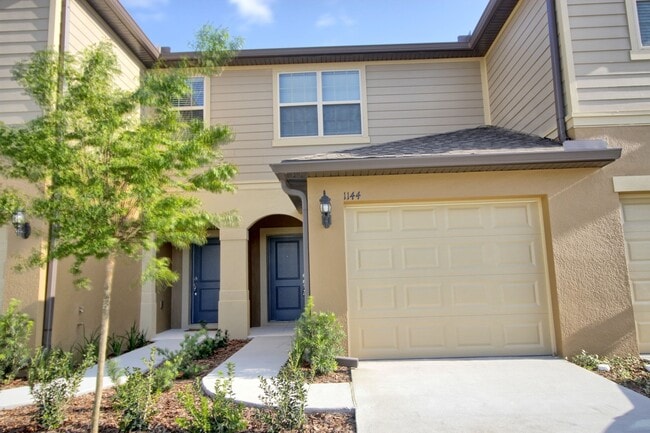 Building Photo - 1144 Pavia Dr