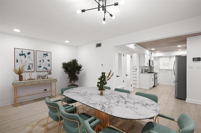 Building Photo - 5504 Kings Hwy