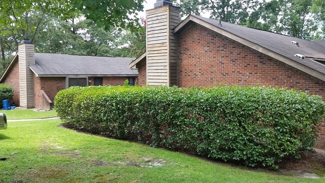 Building Photo - 130-136 Homeplace Ct
