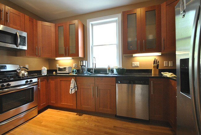 Foto del edificio - 1592 Beacon St