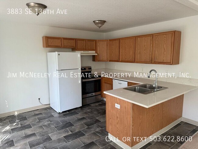 Building Photo - Four bedroom home in Powelhurst/Gilbert Ne...