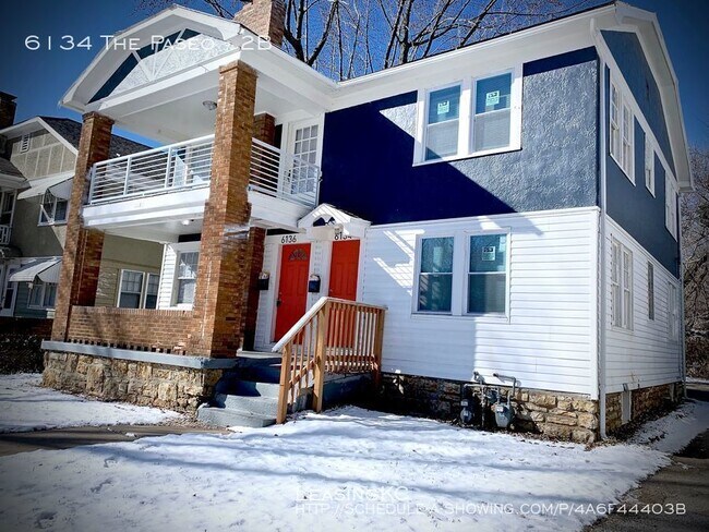 Foto del edificio - Gorgeous affordable duplex!