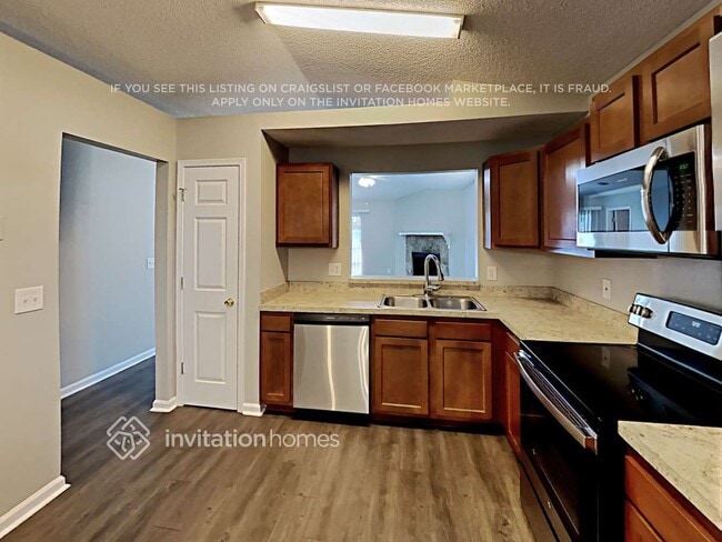 Foto del edificio - 2750 Lantana Lakes Dr W