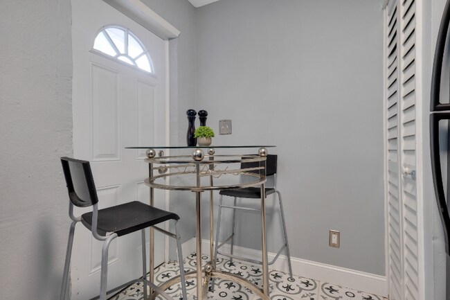 Foto del edificio - 692 Smith St SW