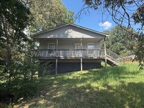 Building Photo - 4710 Plum St
