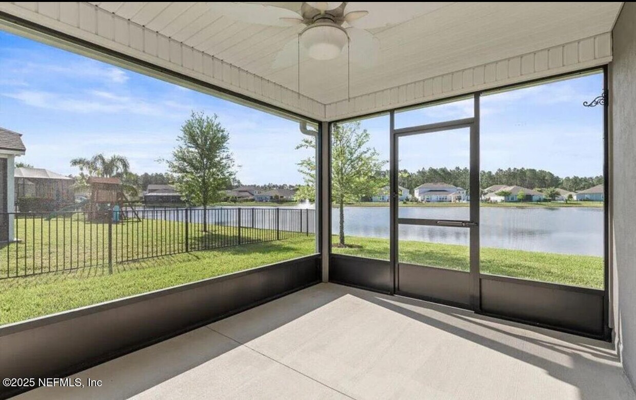 Foto principal - 1245 Castle Trail Dr