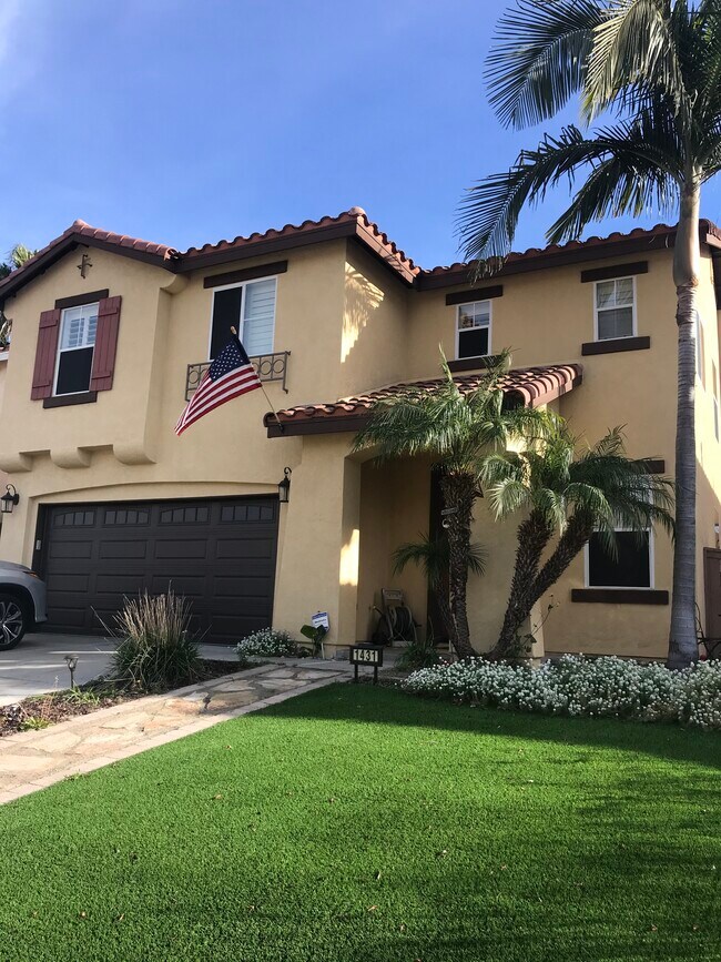 Building Photo - 1431 Robles Dr