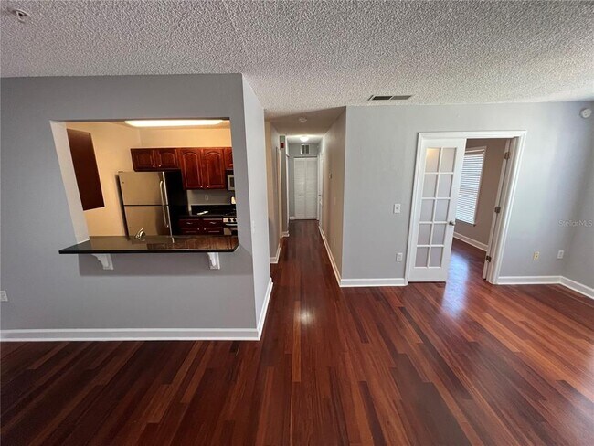 Building Photo - 2035 Dixie Belle Dr