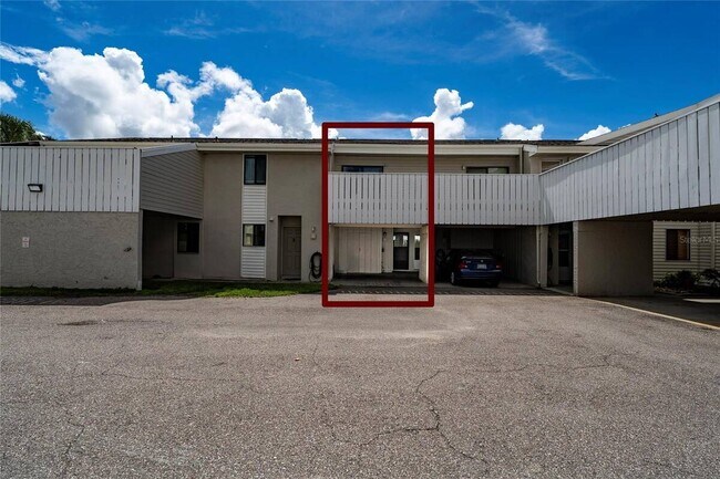 Building Photo - 1412 Oak Pl