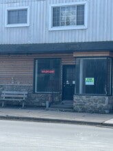 Building Photo - 145 Delaware St