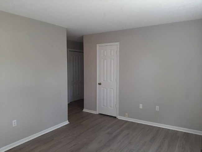 Building Photo - 103 Molloy Ct