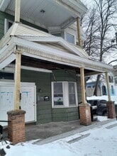 Building Photo - 1633 Broadway