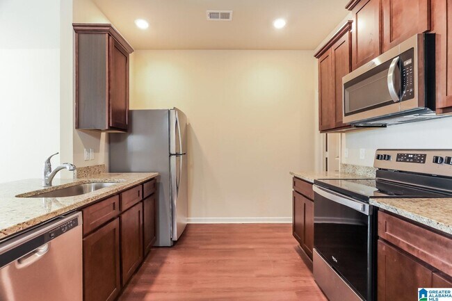 Foto del edificio - 8053 Hagood St