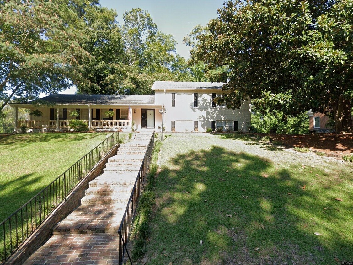 Primary Photo - 1106 W Rock Spring Rd