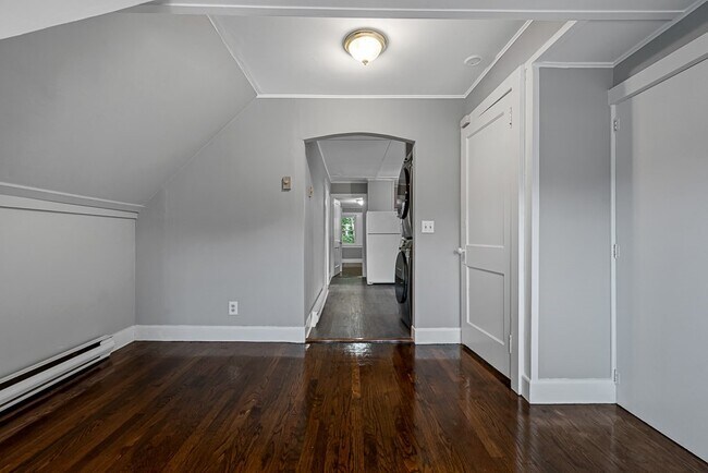 Building Photo - 50 Ruggles St