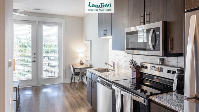 Building Photo - 601 W St Johns Ave