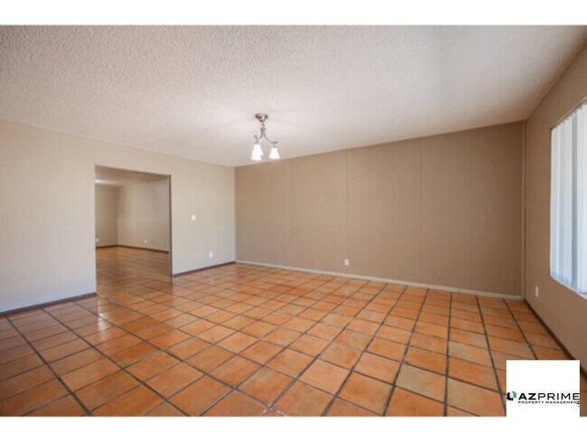 Foto del edificio - Don't miss this well-maintained 3/2 townho...