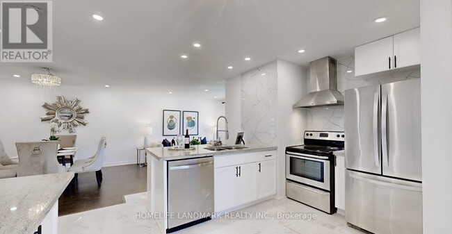 Building Photo - 246 Beechy Dr