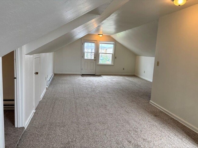 Building Photo - rlansing